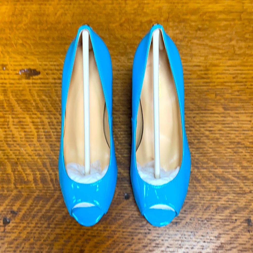 Liz Claiborne pumps size 6.5